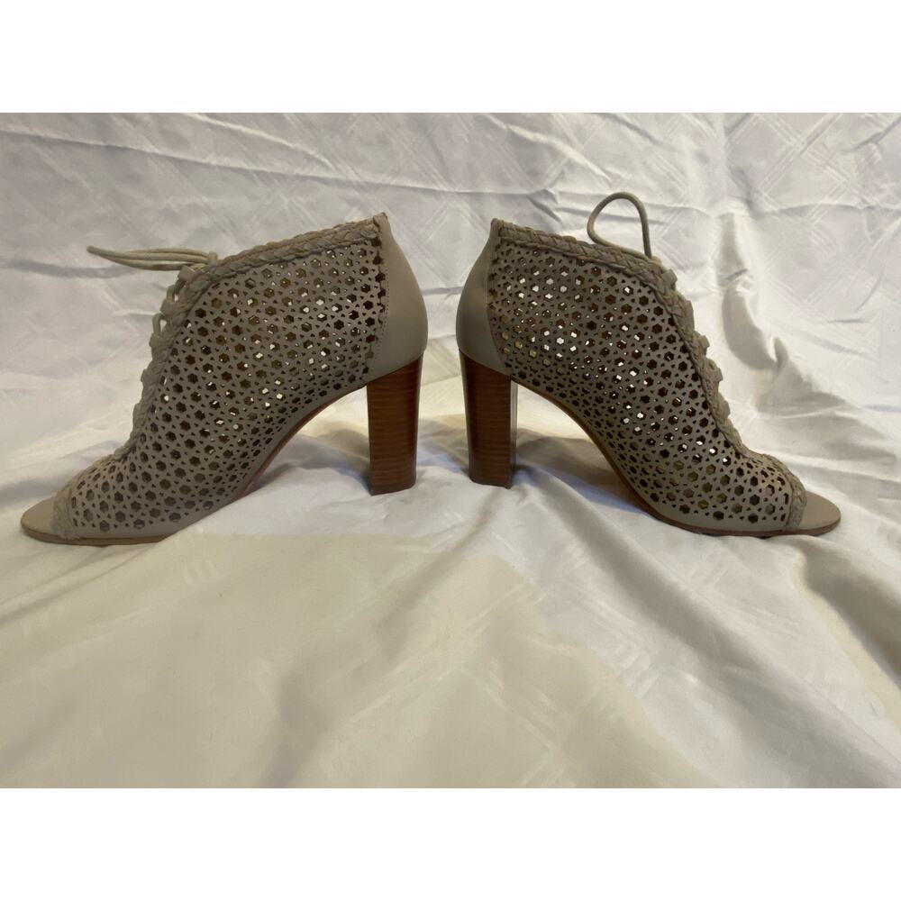 Via Spiga Leather Tie Up Airy Chunky Heel Womens Size 6